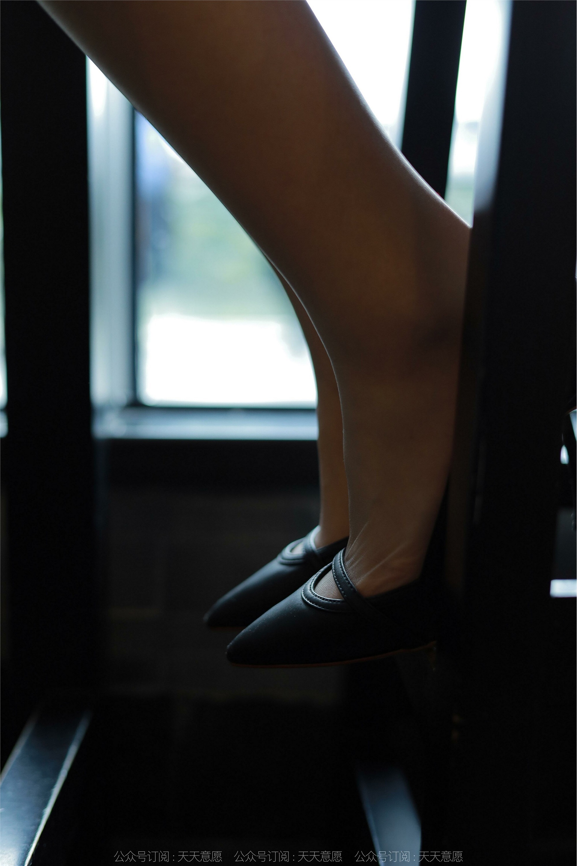 IESS异思趣向  2022.04.18 丝享家 1063：小婕《纯白OL套装》